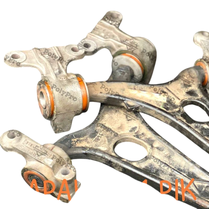 Передній важіль Citroen Saxo 1996-2003 Послуга з перепресування сайлентблоків (Сайлентблоки в ціну не входять)