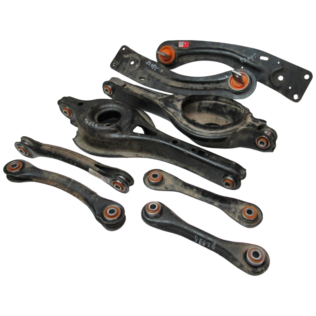 Задня підвіска автомобіля Ford Escape 2012-2019 Послуга з перепресування сайлентблоків (Сайлентблоки в ціну не входять)