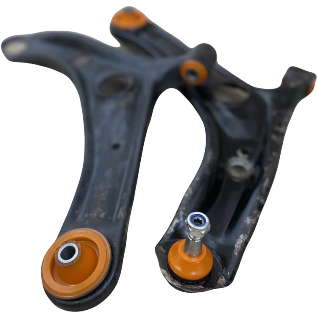 Передній важіль Toyota Echo 1999-2005 Послуга з перепресування сайлентблоків (Сайлентблоки в ціну не входять)