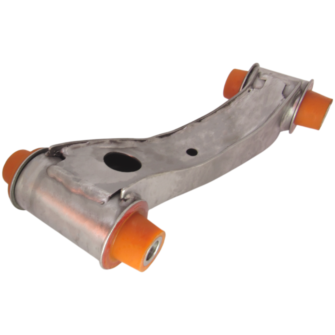 Поліуретановий передній верхній важіль правий Nissan Bluebird 1996-2001