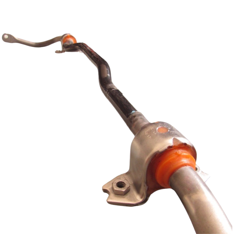 Передній стабілізатор Volkswagen Passat 2014- 2,0L втулки ВВАРЕНІ в стабілізатор