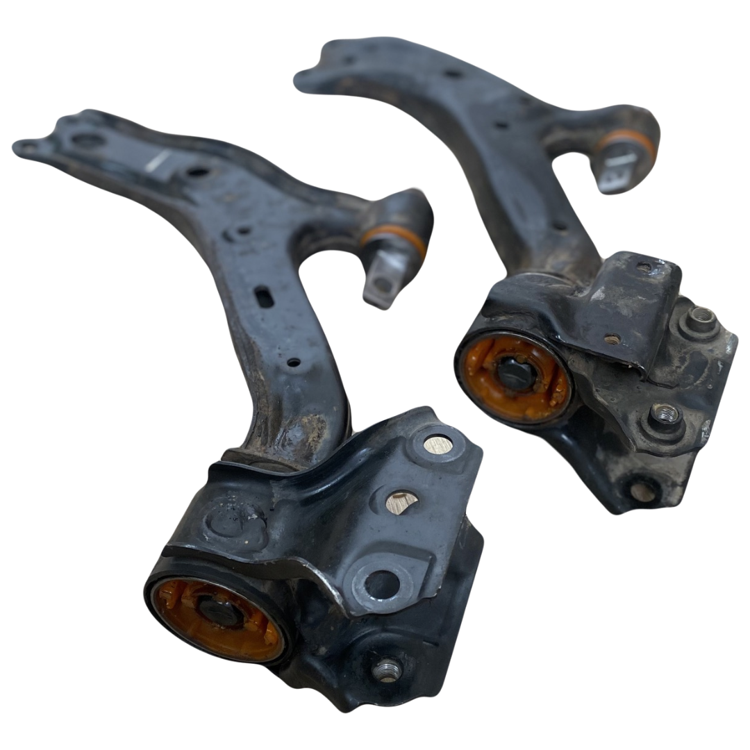 Front lower arm Honda Cr-v 2006-2011 Service with repressing of bushings (Bushings are not included in the price)