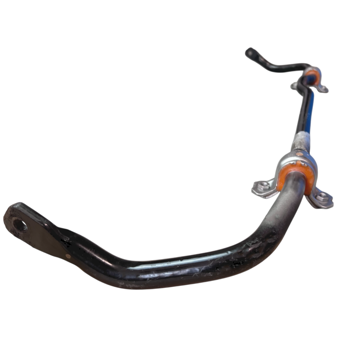 Передний стабилизатор Volkswagen Tiguan 2015- втулки ВВАРЕННЫЕ в стабилизатор 2.0L