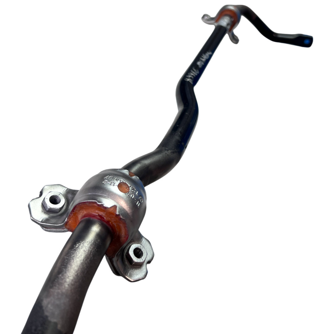 Передній стабілізатор Volkswagen Arteon 2017- 1,4L втулки ВВАРЕНІ в стабілізатор