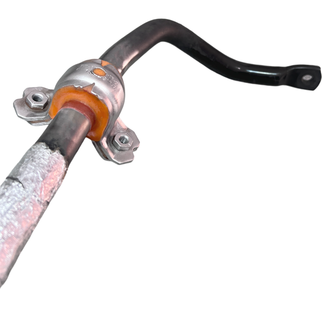 Передній стабілізатор Volkswagen Arteon 2017- втулки ВВАРЕНІ в стабілізатор