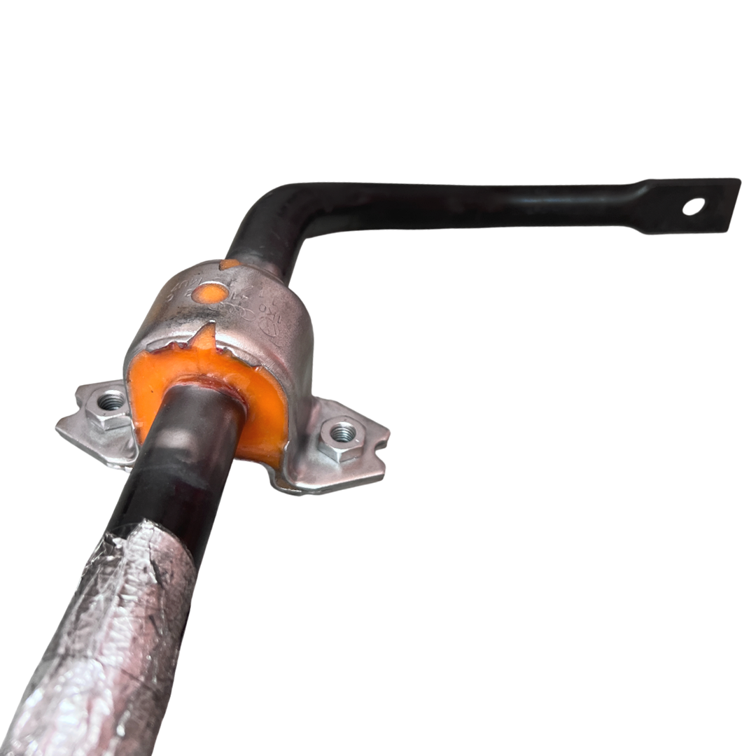 Передній стабілізатор Skoda Yeti 2009-2017 втулки ВВАРЕНІ в стабілізатор