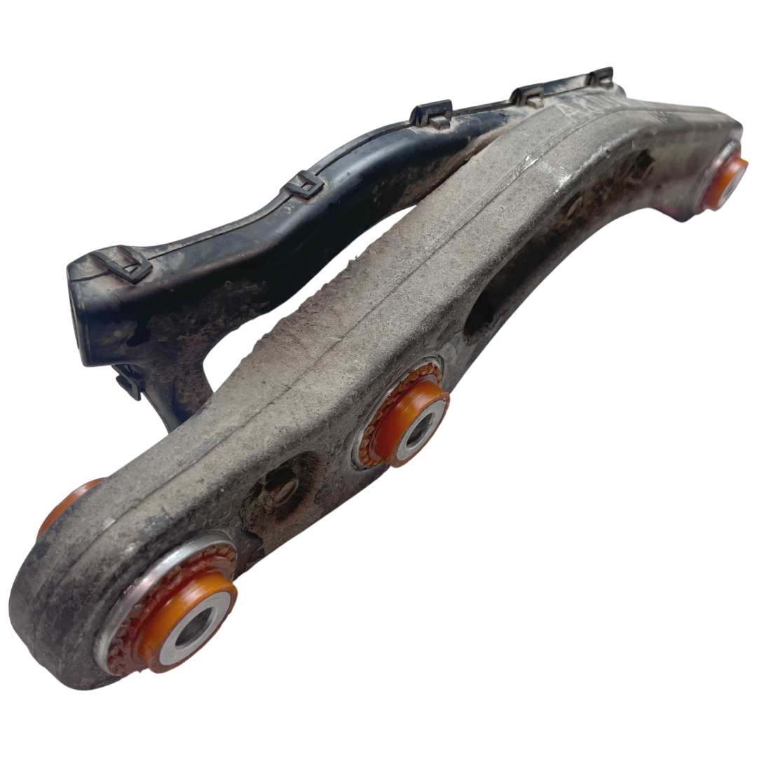 Rear upper transverse arm Audi A8 2002-2009 Service with repressing of bushings (Bushings are not included in the price)