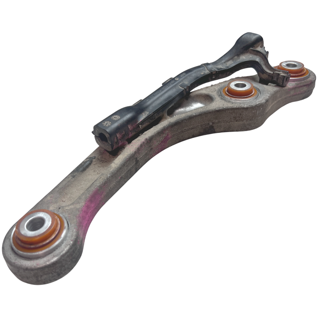 Rear upper transverse arm Audi A8 2002-2009 Service with repressing of bushings (Bushings are not included in the price)