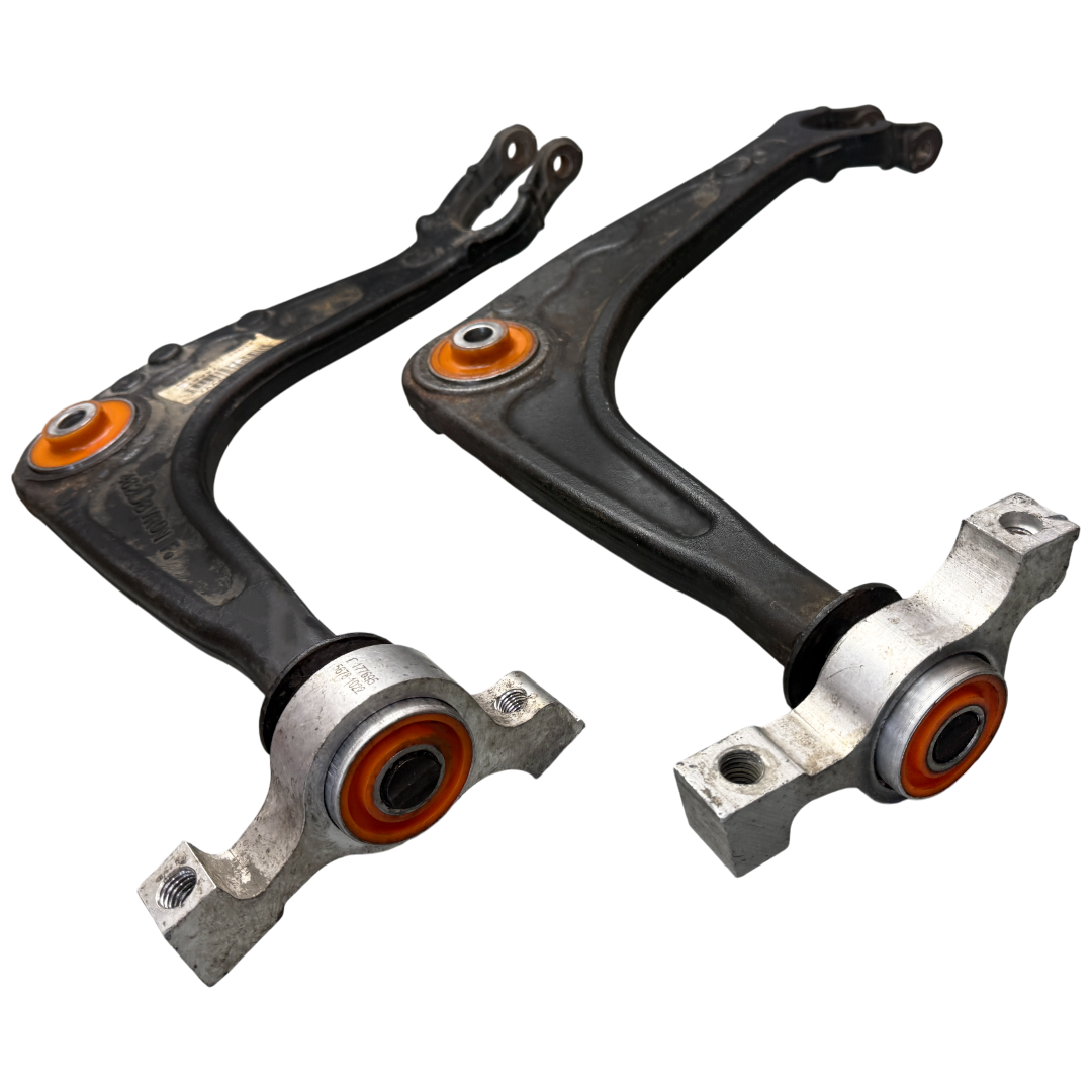 Передний рычаг Peugeot 508 2010-2018 Услуга с перепресовки сайлентблоков (Сайлентблоки в цену не входят)