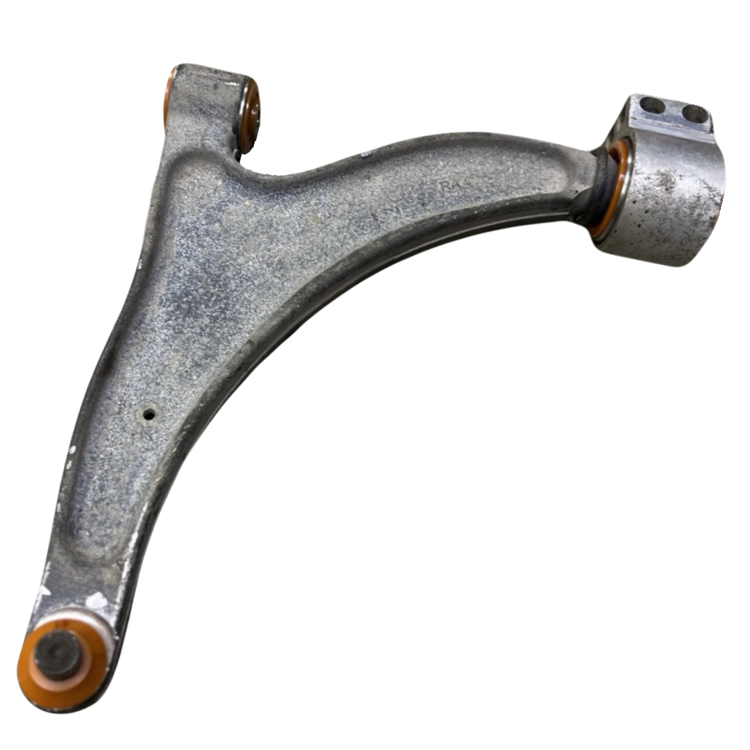 Передній нижній важіль Opel Insignia 2008-2017 Послуга з перепресування сайлентблоків (Сайлентблоки в ціну не входять)