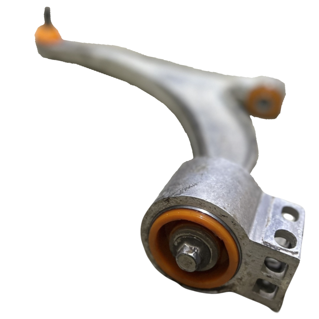 Передній нижній важіль Opel Insignia 2008-2017 Послуга з перепресування сайлентблоків (Сайлентблоки в ціну не входять)