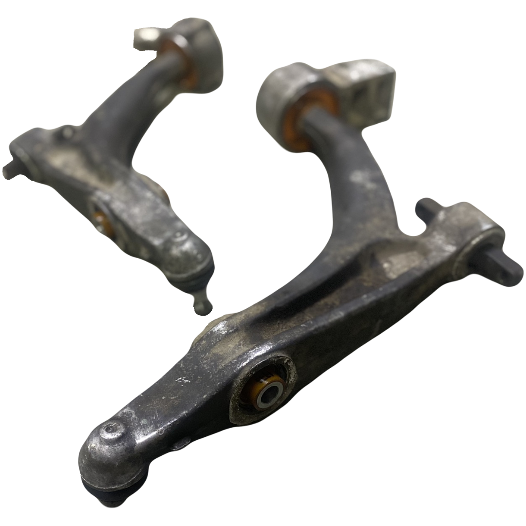 Передній нижній важіль Alfa Romeo Brera 2005-2010 Послуга з перепресування сайлентблоків (Сайлентблоки в ціну не входять)