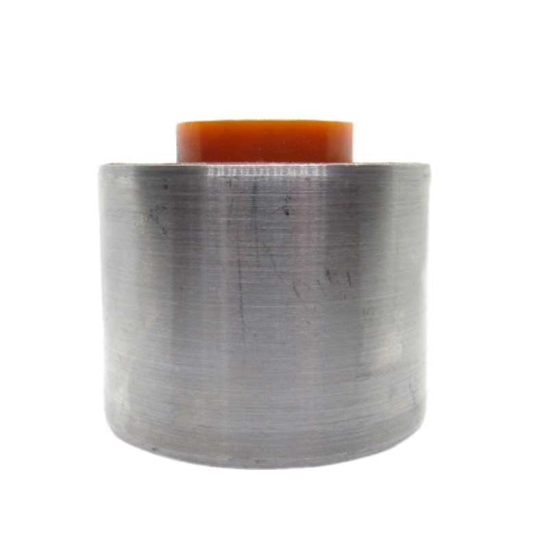 Полиуретановый сайлентблок заднего подпружинного рычага внутренний задний Ford Mustang 2015-