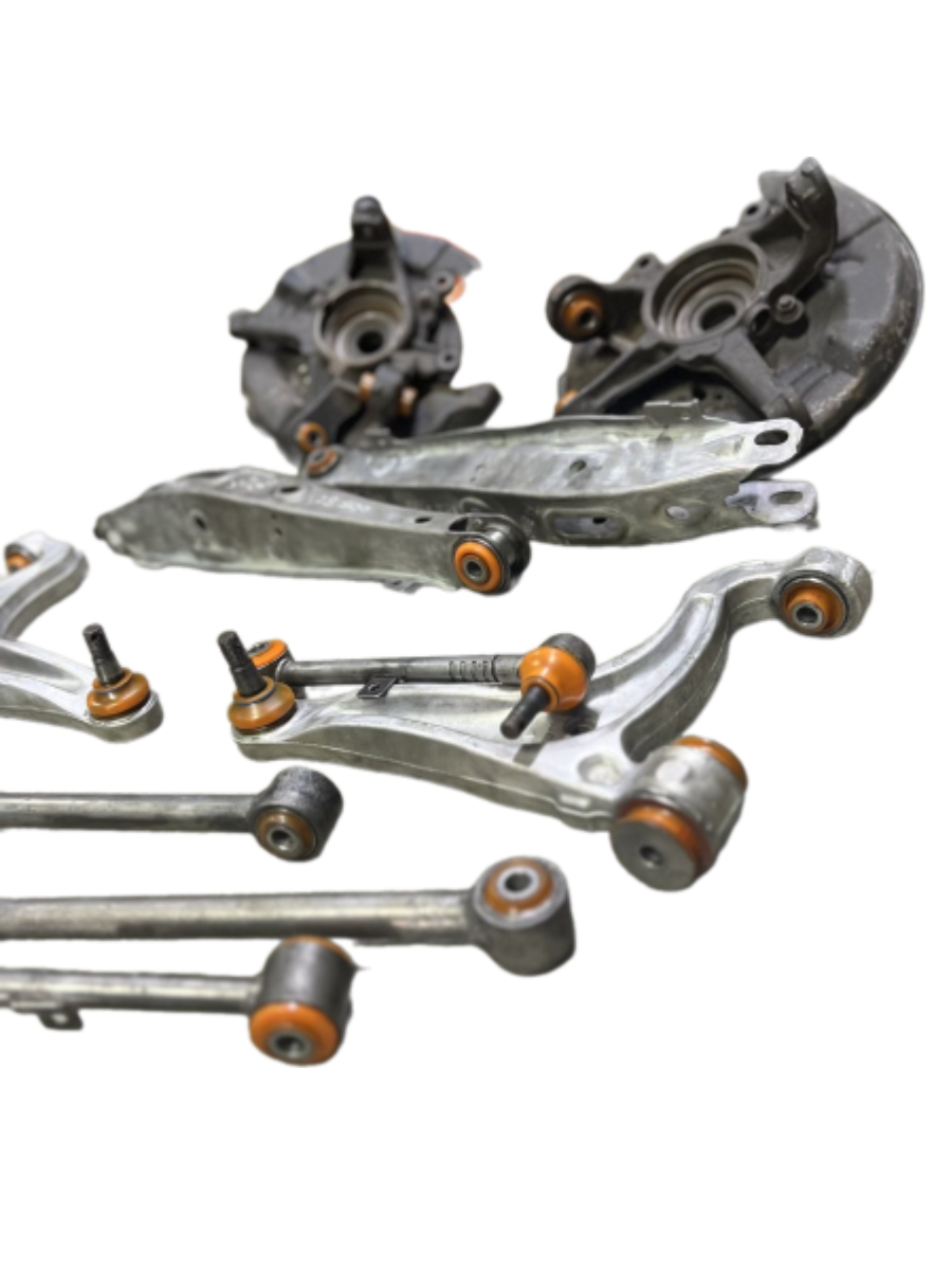 Задня підвіска Lexus Gs 1997-2005 Послуга з перепресування сайлентблоків (Сайлентблоки в ціну не входять)