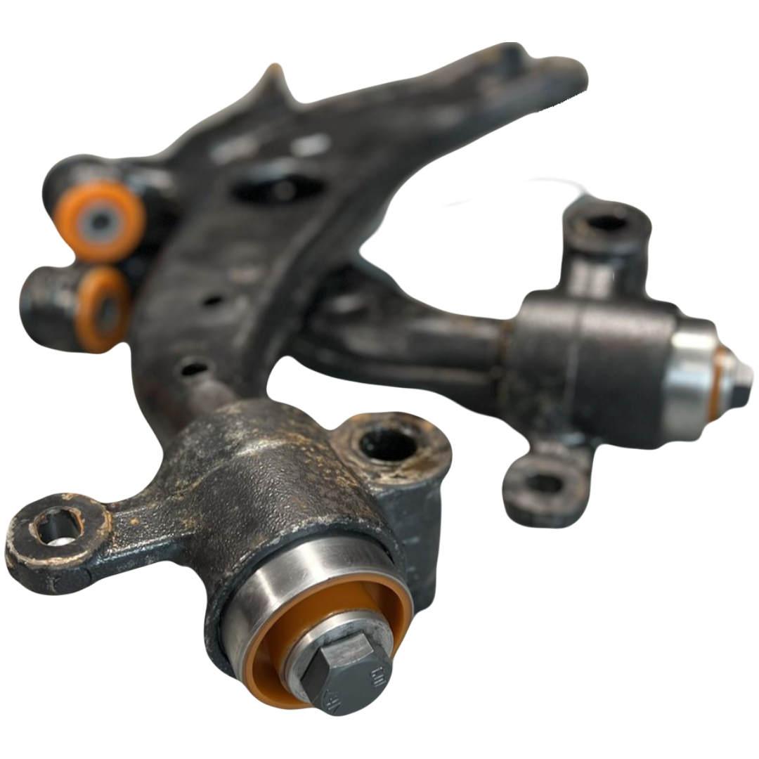 Передній важіль Mazda 6 2012- (рестайлінг) Послуга з перепресування сайлентблоків (Сайлентблоки в ціну не входять)