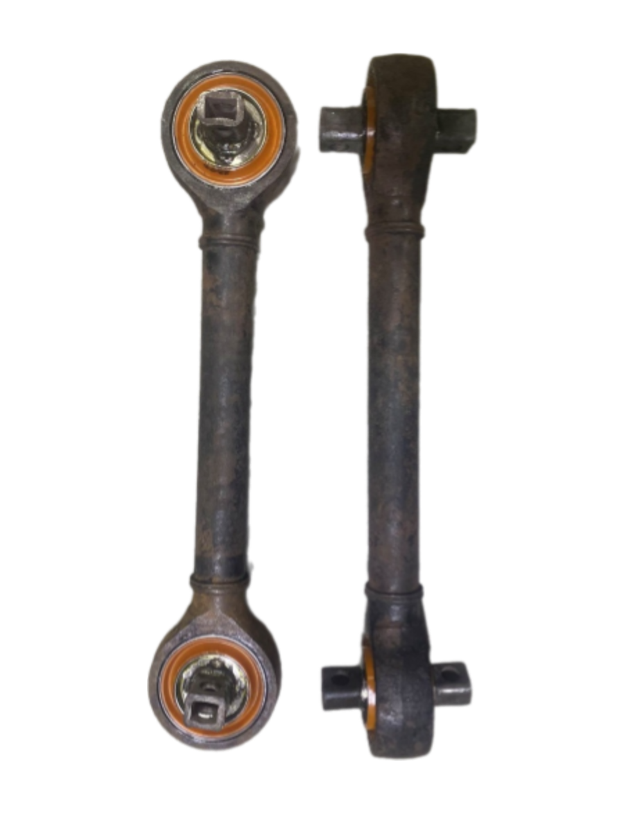 Тяга балансиру Mitsubishi Fuso 1963- Послуга з перепресування сайлентблоків (Сайлентблоки в ціну не входять)