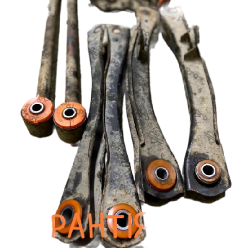 Задній нижній важіль Toyota Corsa 1982-1986 Послуга з перепресування сайлентблоків (Сайлентблоки в ціну не входять)