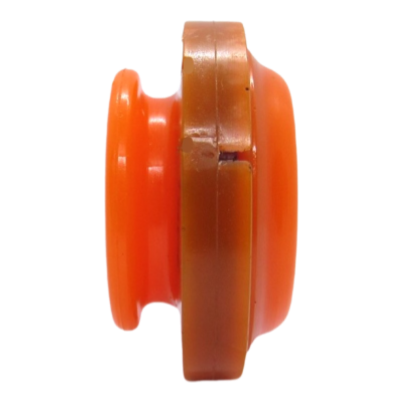 Поліуретановий сайлентблок переднього нижнього важеля розтяжки Toyota Hiace 2004-