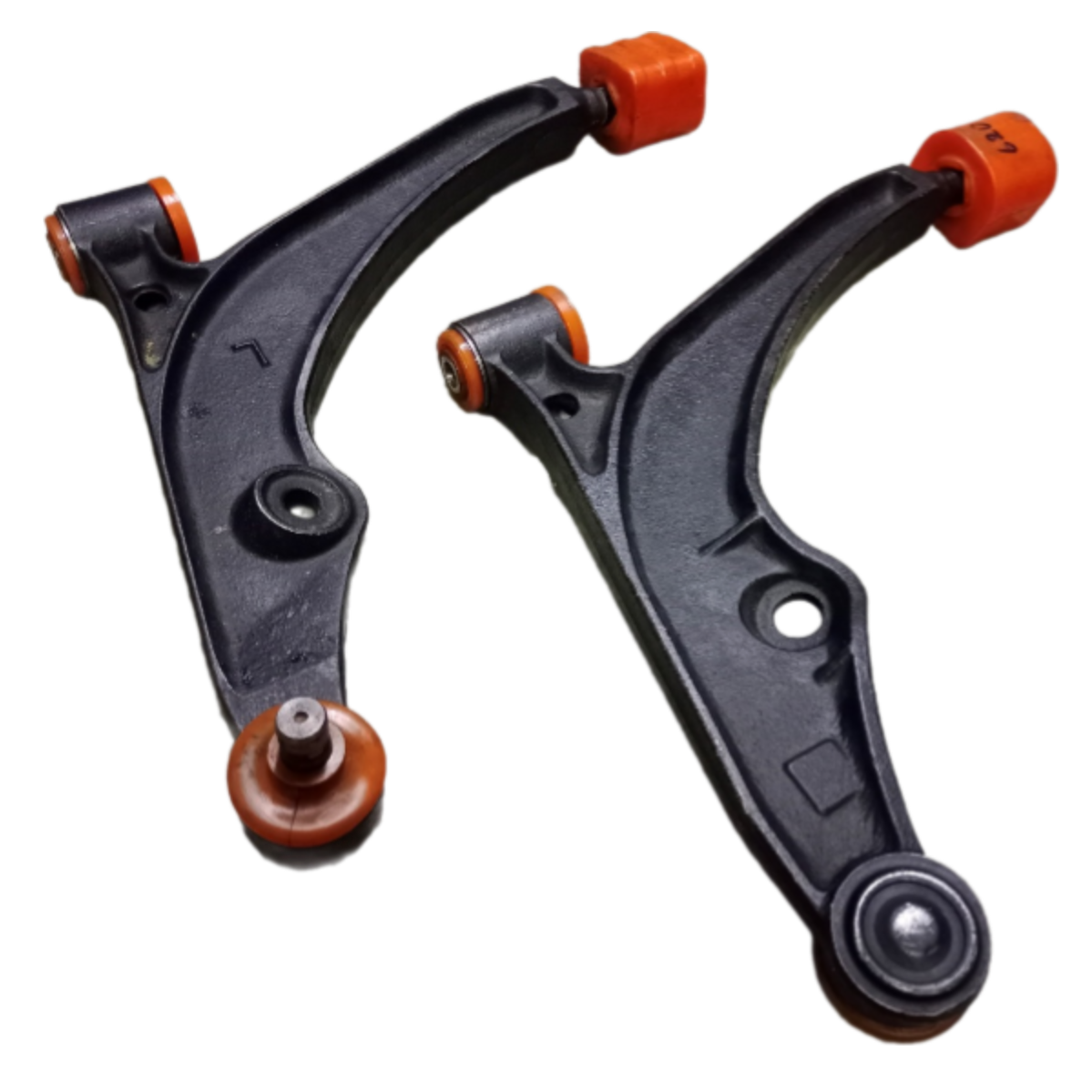 Передній важіль Suzuki Swift 1983-1989 Послуга з перепресування сайлентблоків (Сайлентблоки в ціну не входять)