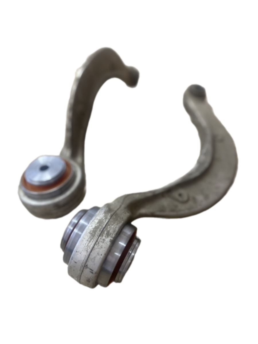 Передній нижній важіль Jaguar Xf 2015- Послуга з перепресування сайлентблоків (Сайлентблоки в ціну не входять)