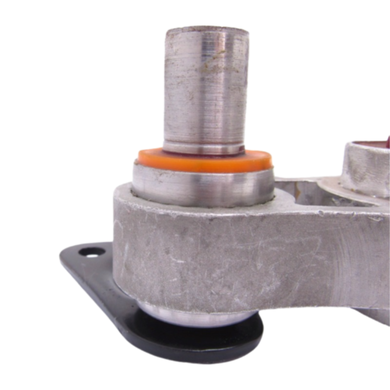 Поліуретанова подушка КПП Ford EcoSport 2011- Послуга ПО ЗАМІНІ маленького САЙЛЕНТБЛОКА