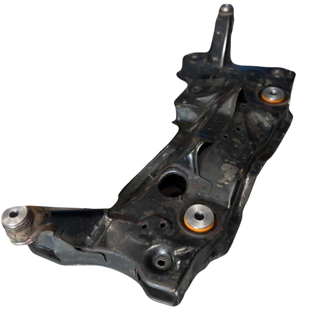 Передний подрамник Renault Safrane 1992-2000 Услуга с перепресовки сайлентблоков (Сайлентблоки в цену не входят)