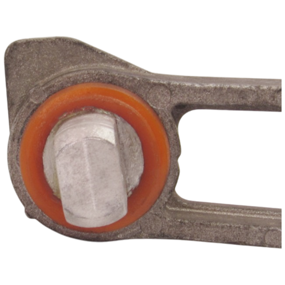 Поліуретанова подушка двигуна задня верхня Alfa Romeo Brera 2005-2010 3,2L  Послуга ПО ЗАМІНІ маленького САЙЛЕНТБЛОКА