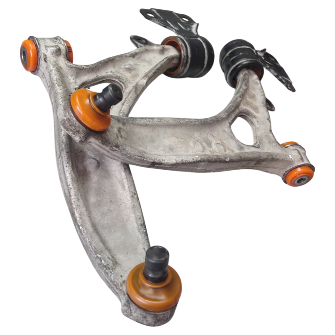 Передній нижній важіль Ford Focus 2011-2018 2,0L Послуга з перепресування сайлентблоків (Сайлентблоки в ціну не входять)