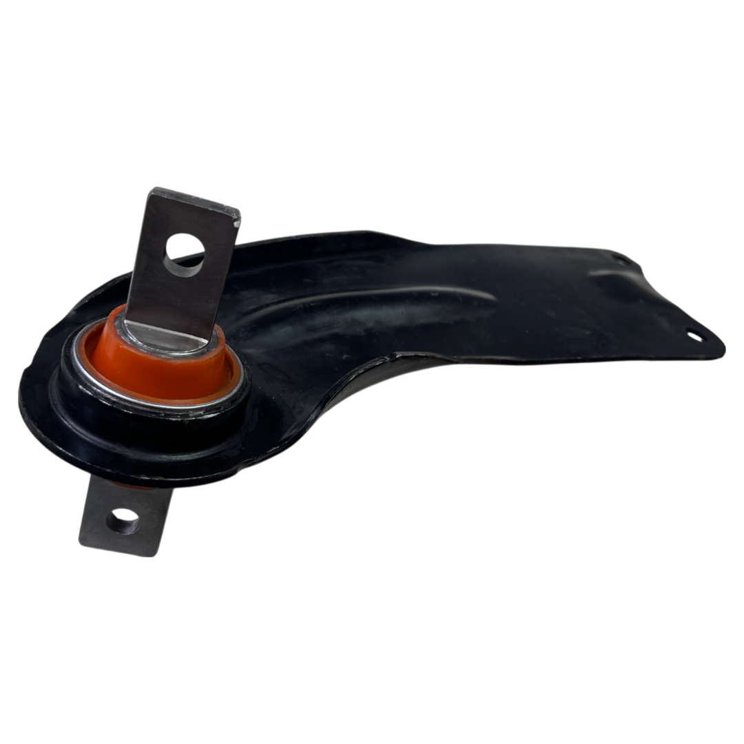 Rear trailing arm Suzuki Kizashi 2009-2014 Service with repressing of bushings (Bushings are not included in the price)