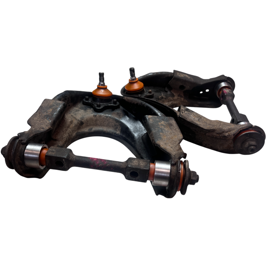 Передня підвіска автомобіля Mazda B-Serie 1998-2006 Послуга з перепресування сайлентблоків (Сайлентблоки в ціну не входять)