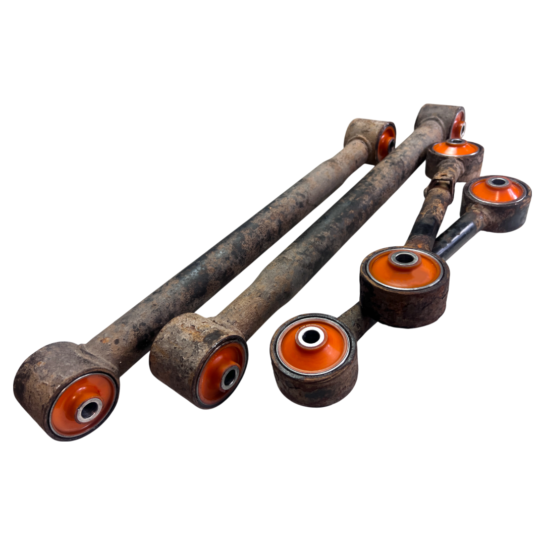 Car rear suspension Chevrolet Tracker 1998-2008 Service with repressing of bushings (Bushings are not included in the price)