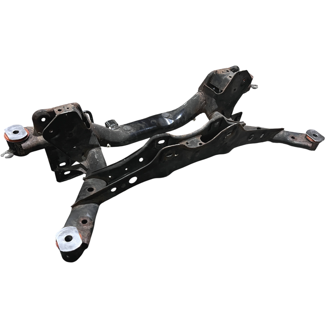 Задній підрамник Volkswagen Tiguan 2007-2015 Послуга з перепресування сайлентблоків (Сайлентблоки в ціну не входять)