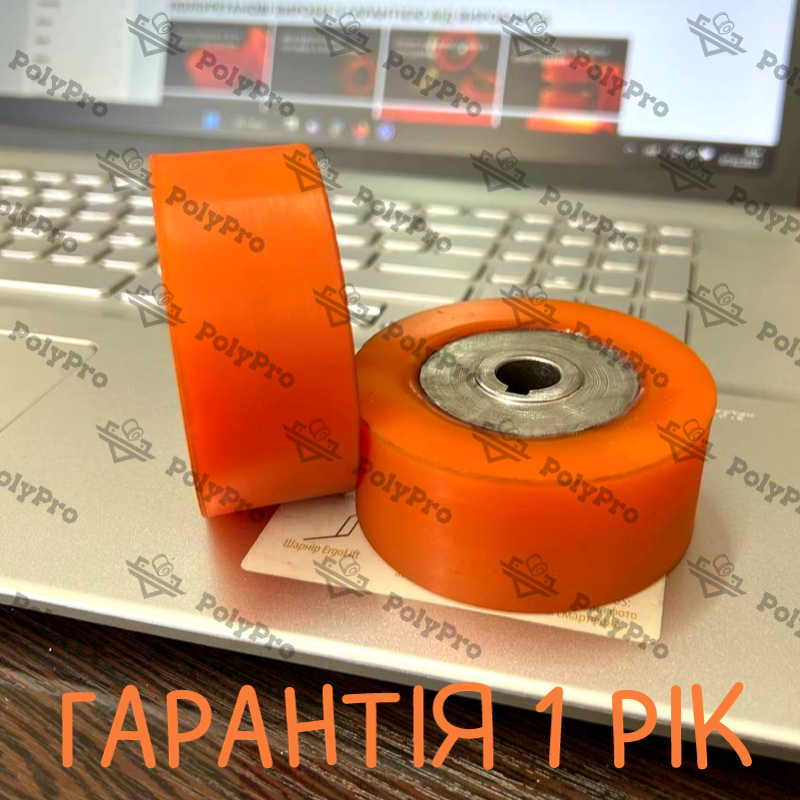 Shaft lining with polyurethane for fabric bonding