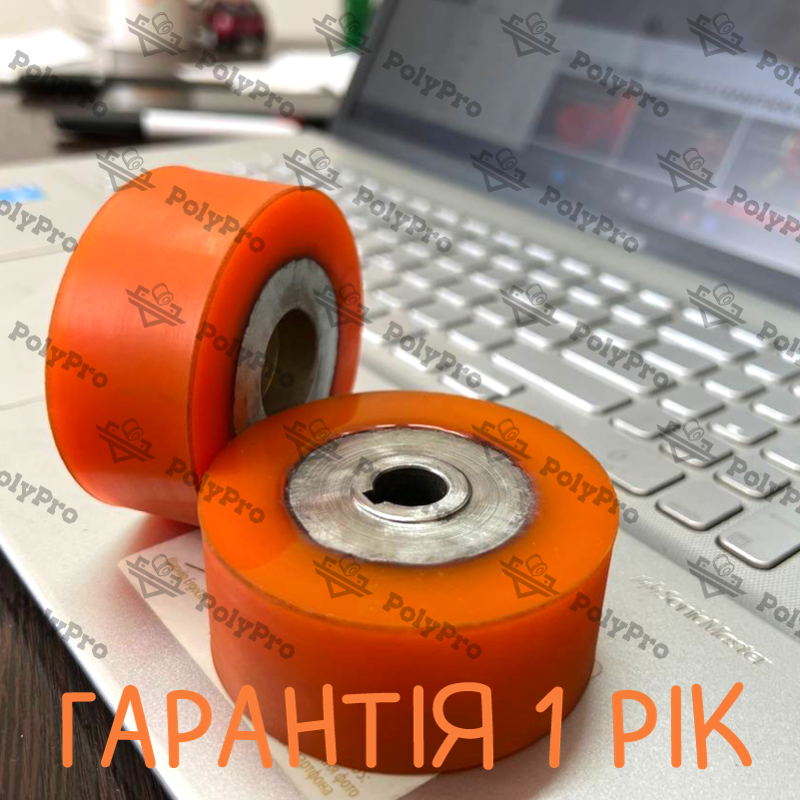 Shaft lining with polyurethane for fabric bonding